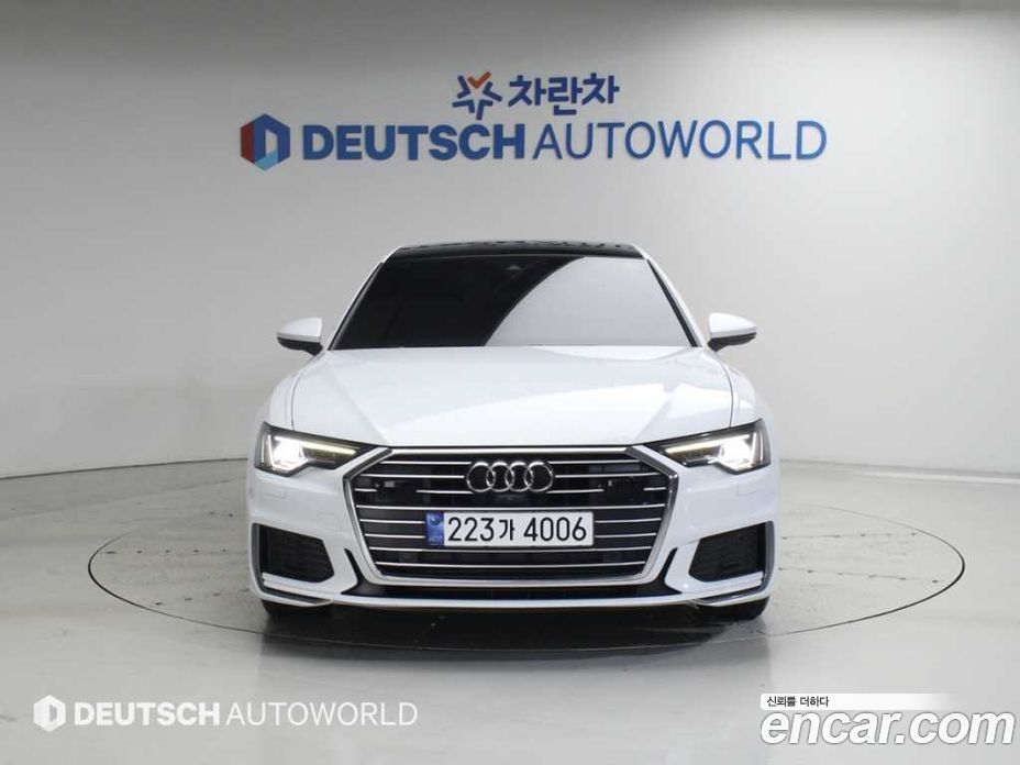 Audi A6 (C8) фото 5