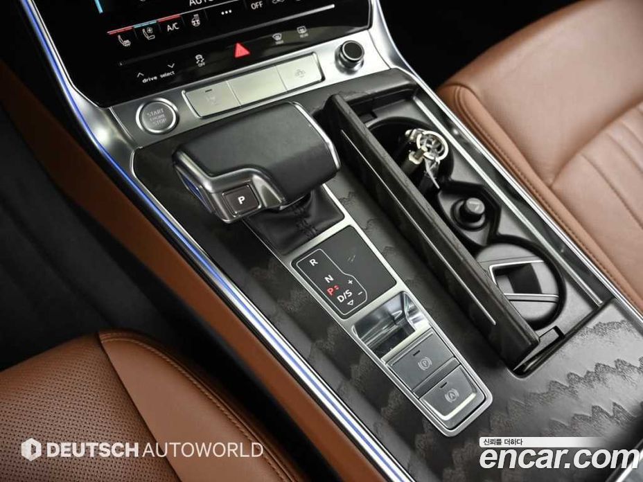 Audi A6 (C8) фото 11