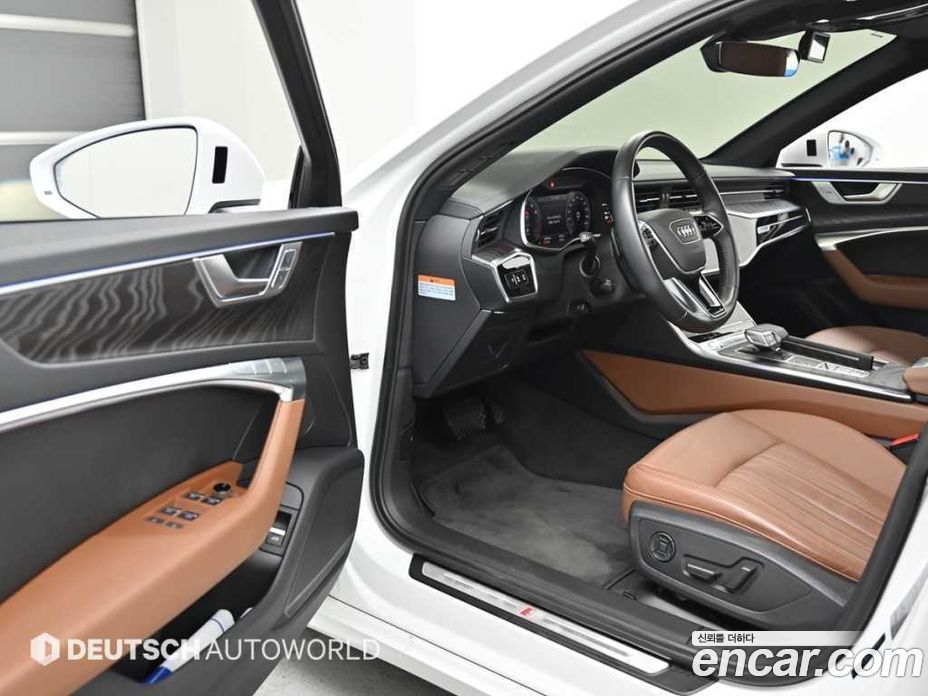 Audi A6 (C8) фото 13