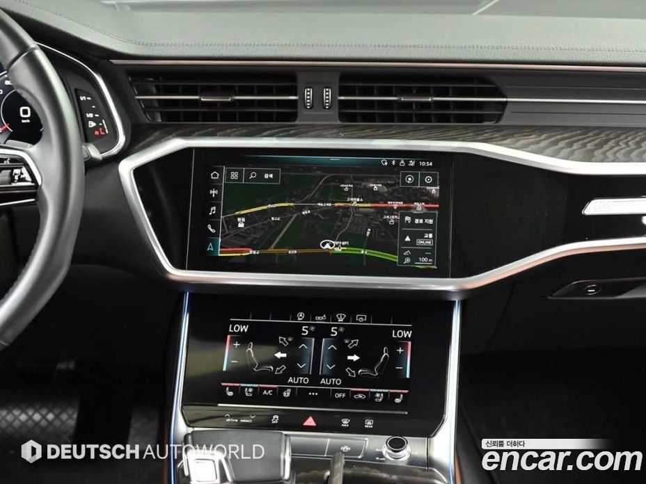 Audi A6 (C8) фото 14