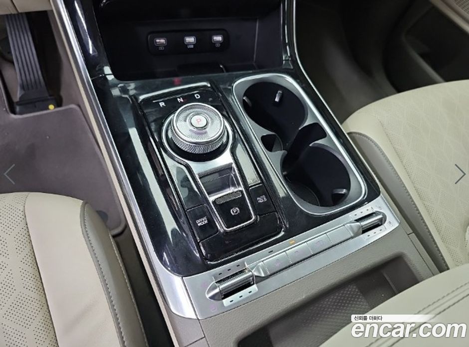 Kia Carnival 4th Gen фото 8