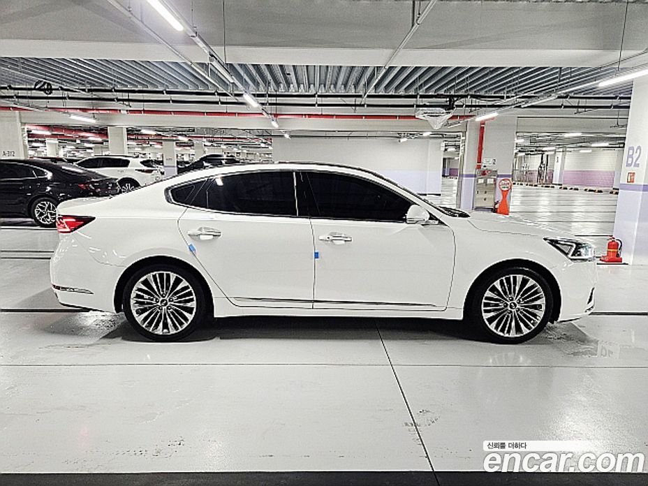 Kia K7 2nd Gen фото 6