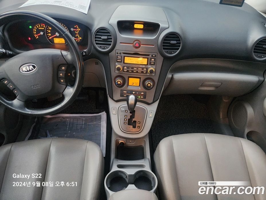 Kia Carens 2nd Gen фото 11