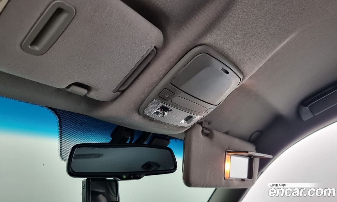Kia Opirus Premium фото 19