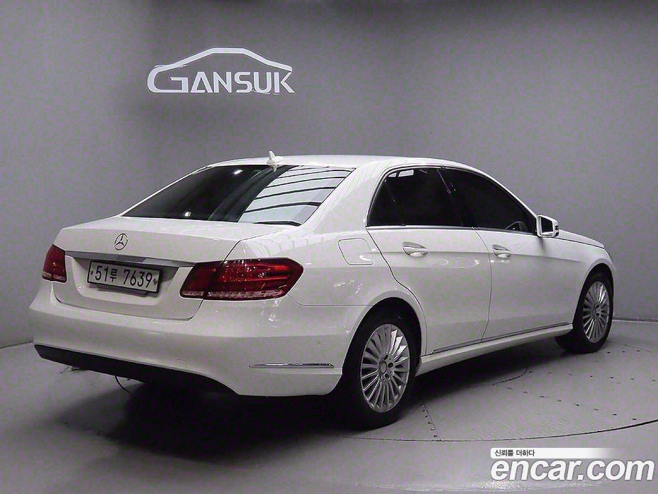 Mercedes-Benz E-Class W212 фото 4