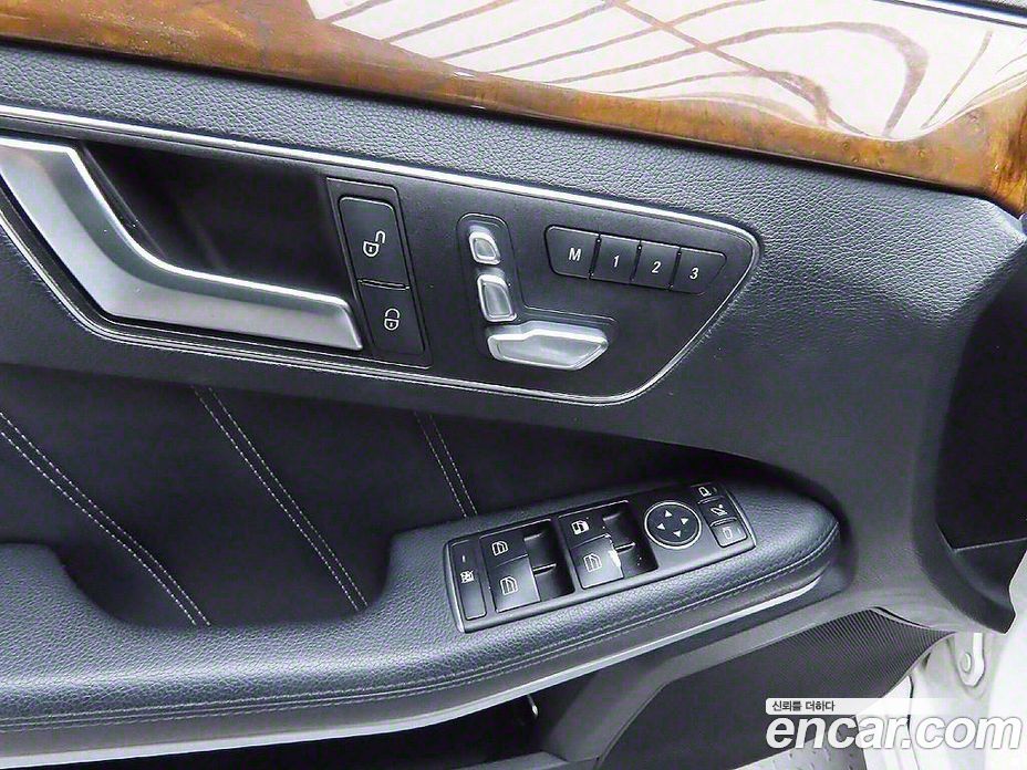 Mercedes-Benz E-Class W212 фото 11