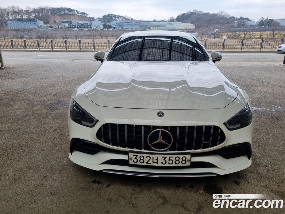 Mercedes-Benz AMG GT фото 2