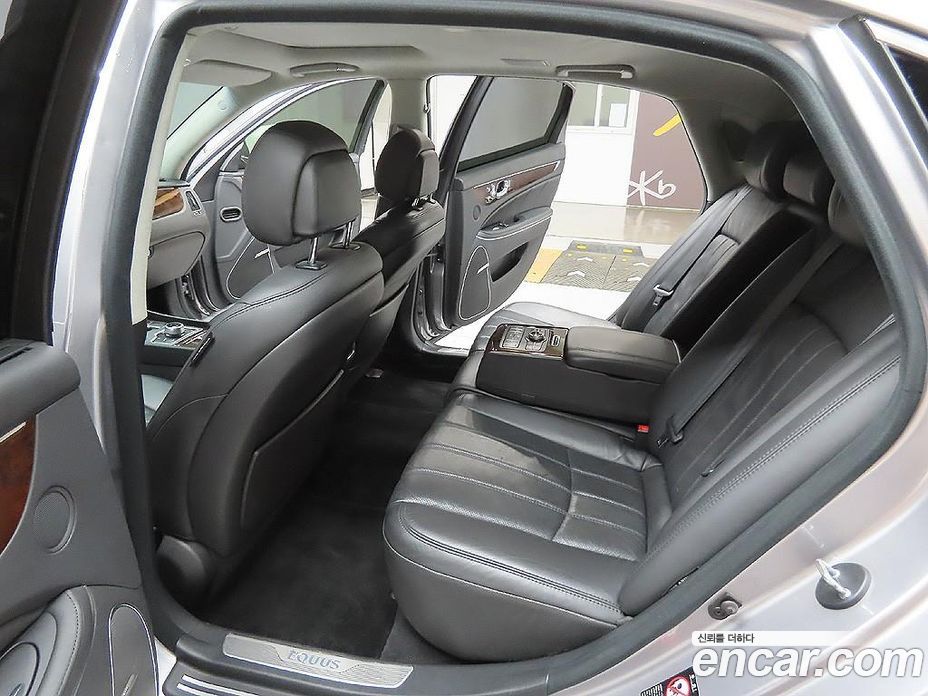 Hyundai Equus Restyling фото 8