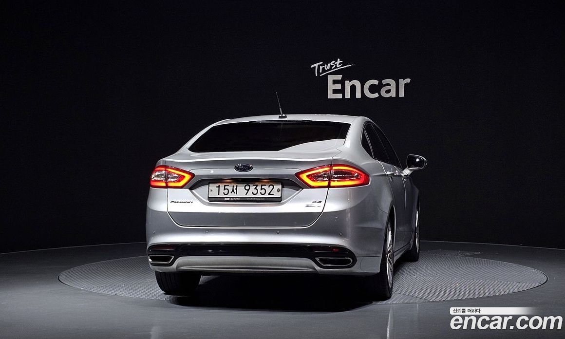 Ford Fusion фото 4