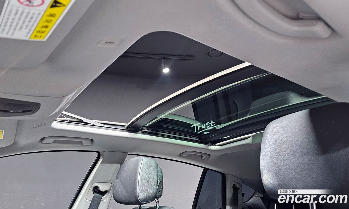 BMW 5-Series GT (F07) фото 18