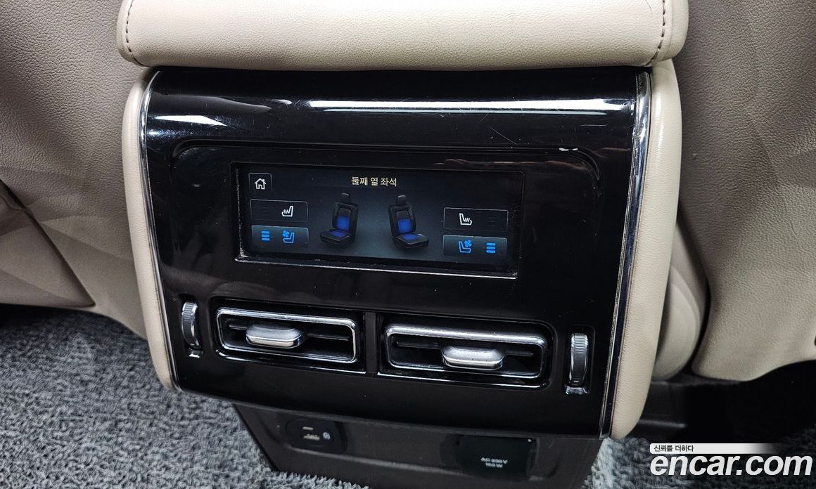 Lincoln Aviator 2nd Gen фото 19