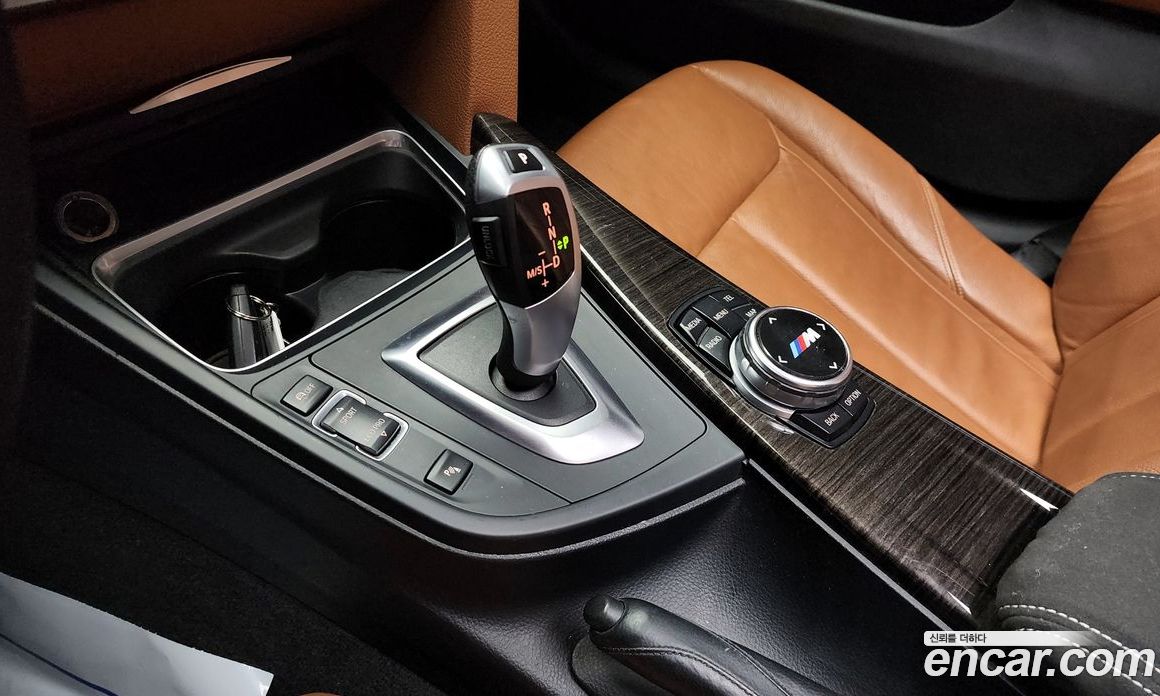 BMW 4-Series (F32) фото 9