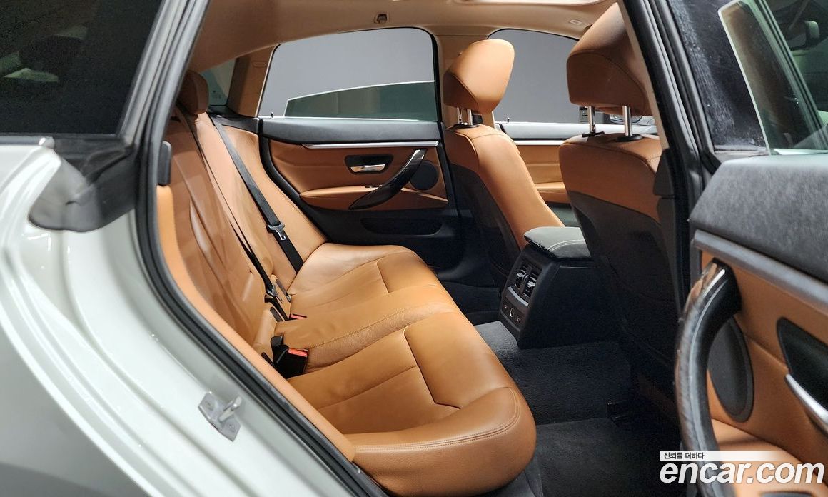 BMW 4-Series (F32) фото 12