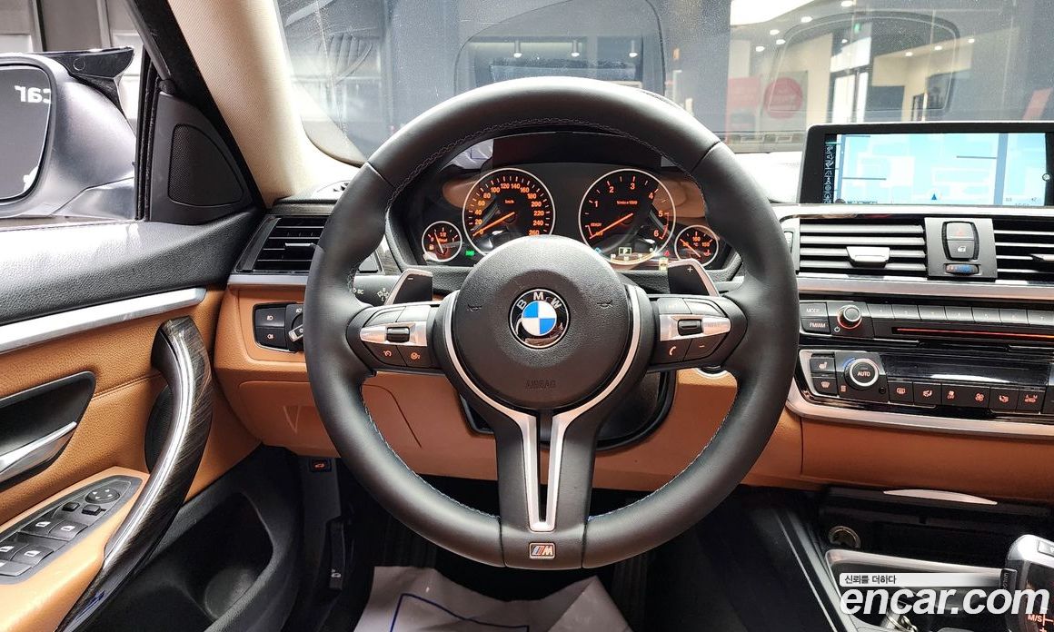 BMW 4-Series (F32) фото 14