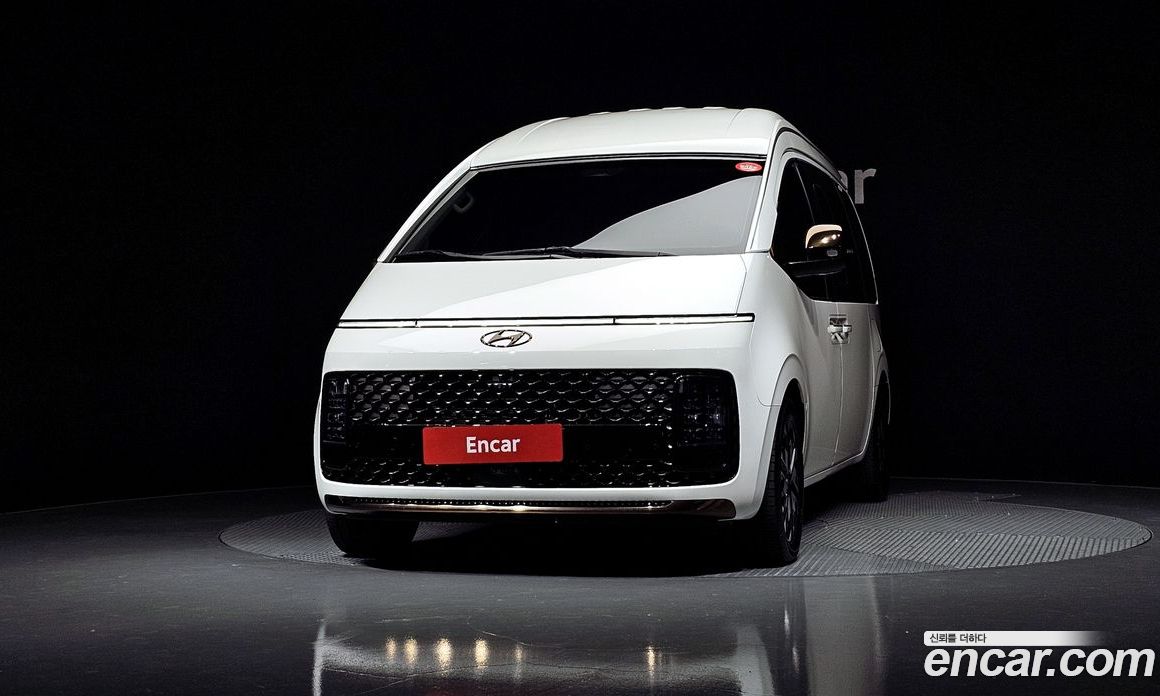 Hyundai Staria фото 3