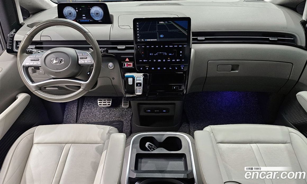 Hyundai Staria фото 7