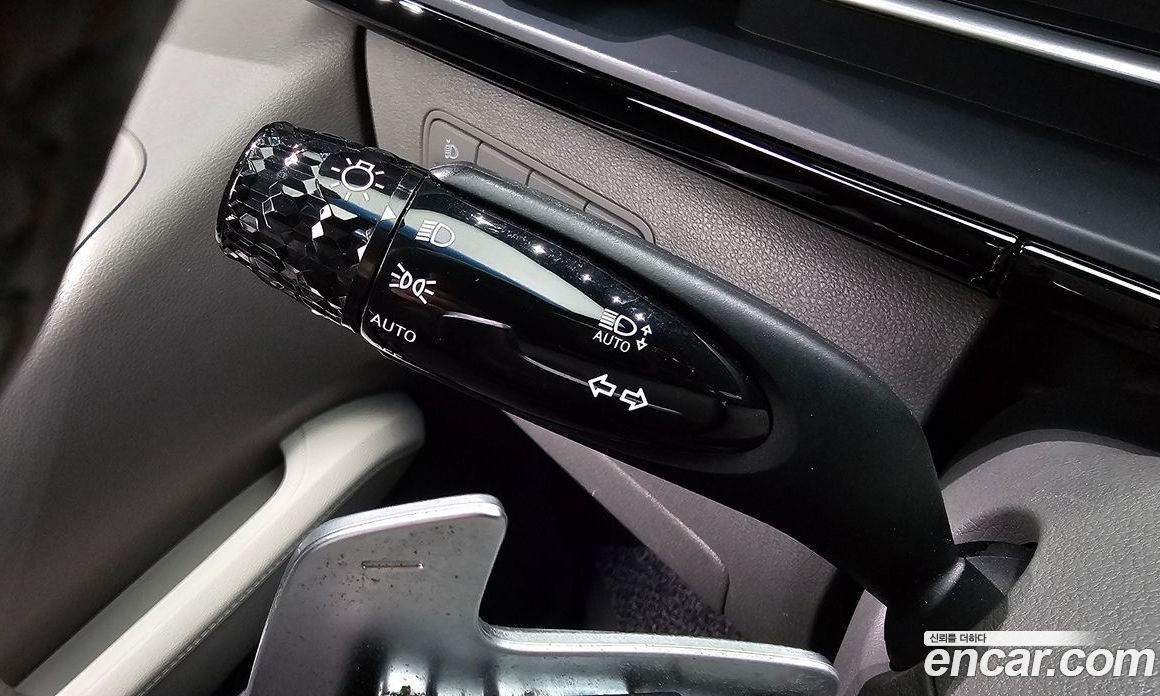 Hyundai Staria фото 17