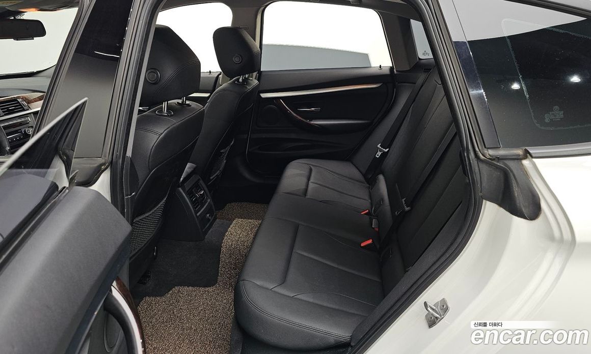 BMW Series GT (F34) фото 12