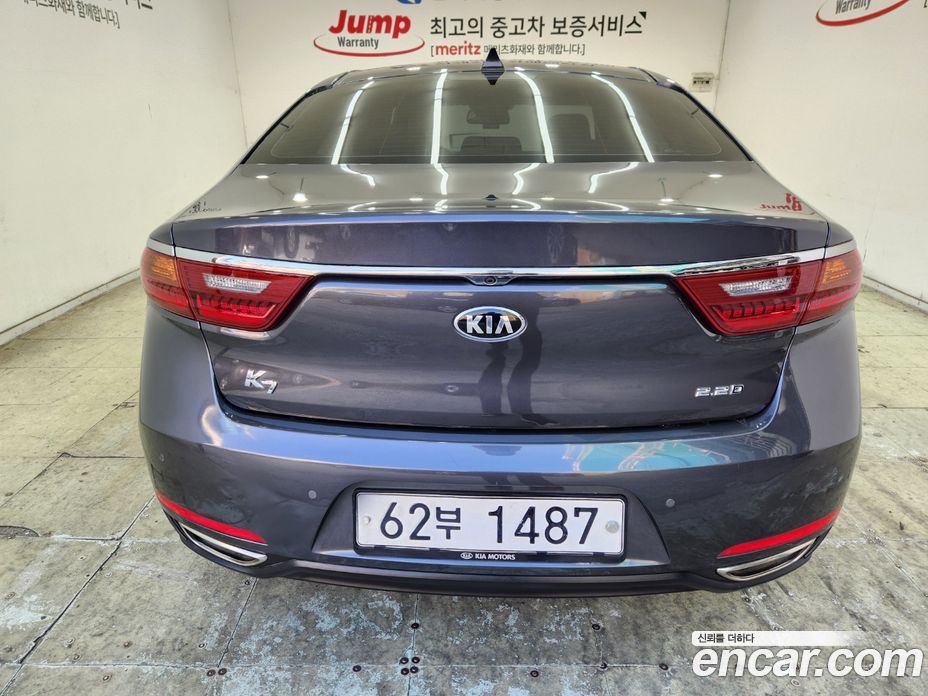 Kia K7 2nd Gen фото 4