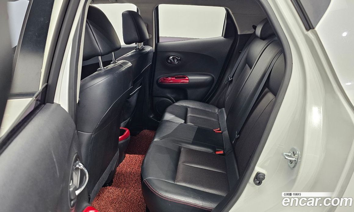 Nissan Juke фото 12