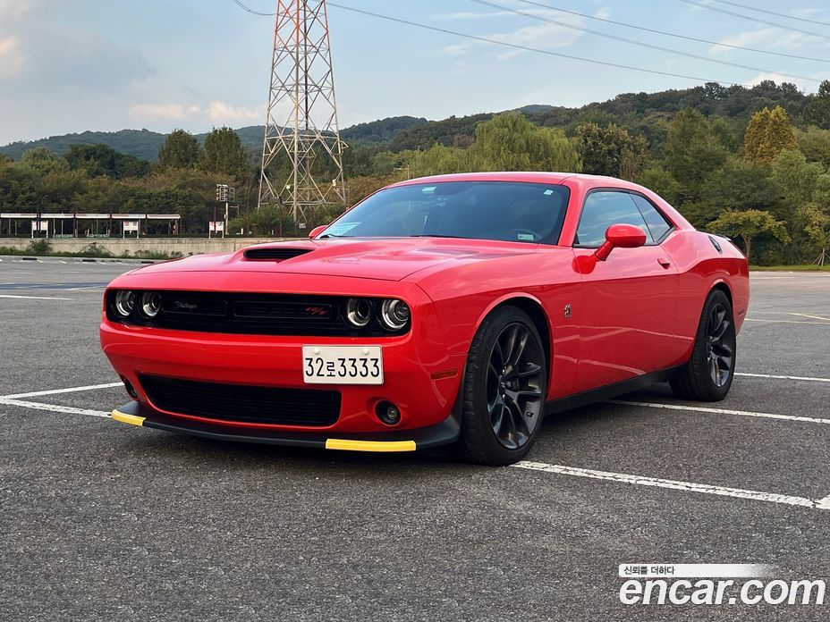 Dodge Challenger