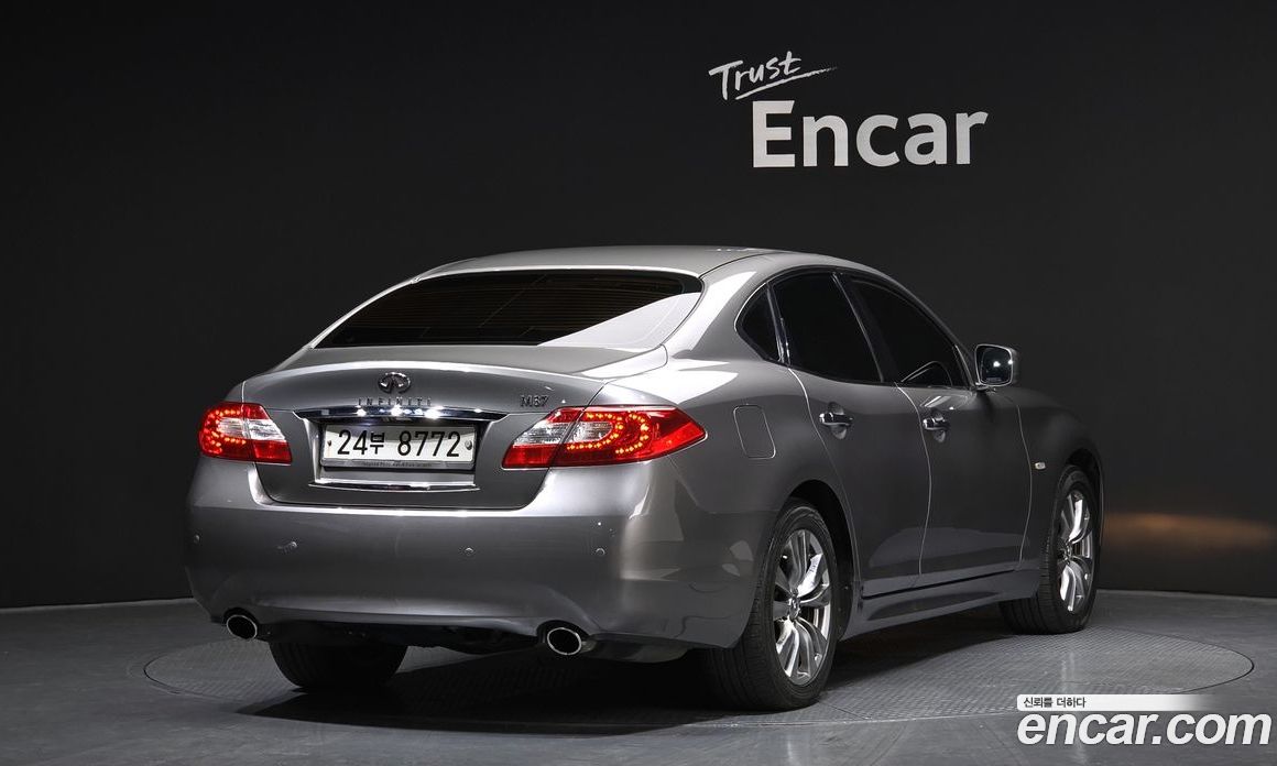Infiniti M37 фото 2