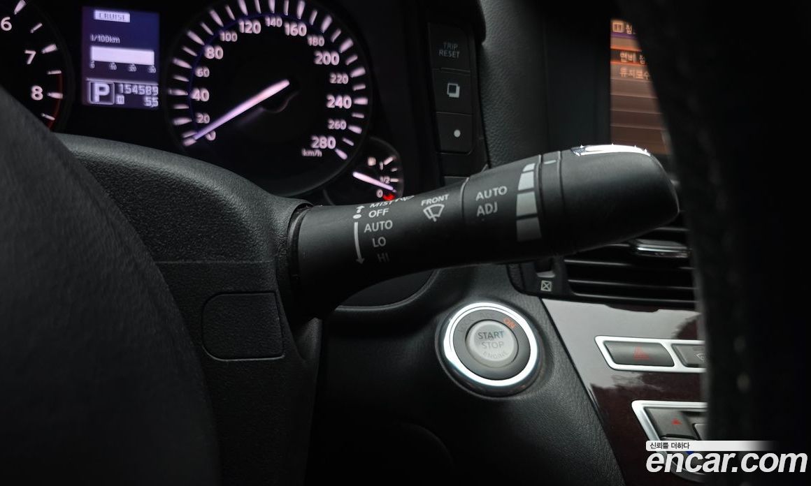 Infiniti M37 фото 17
