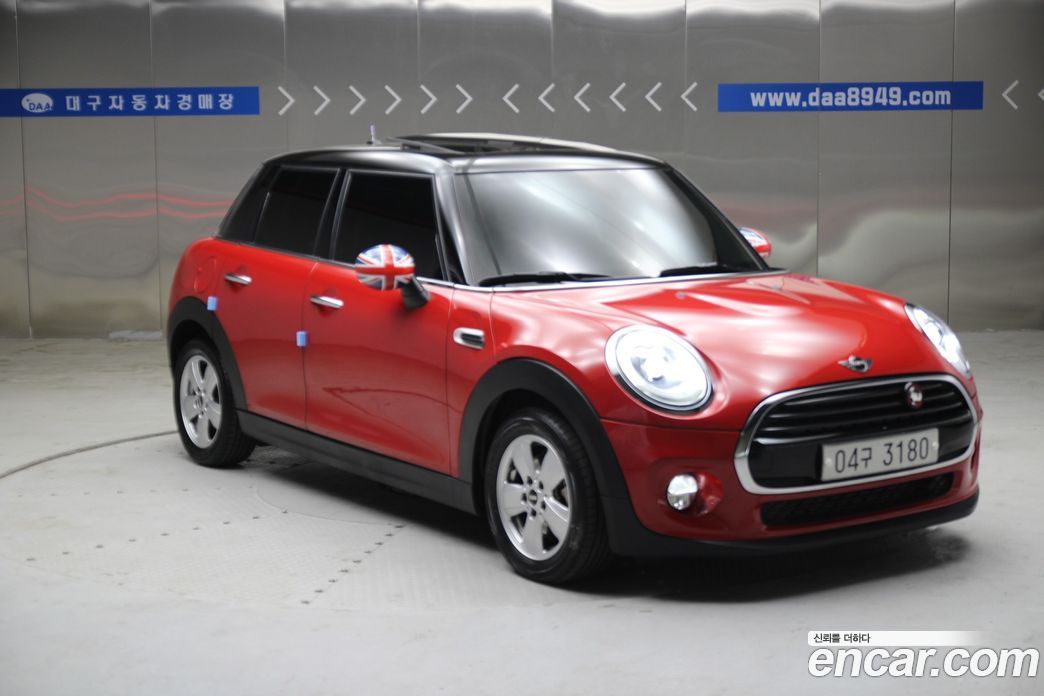 Mini Cooper D фото 3