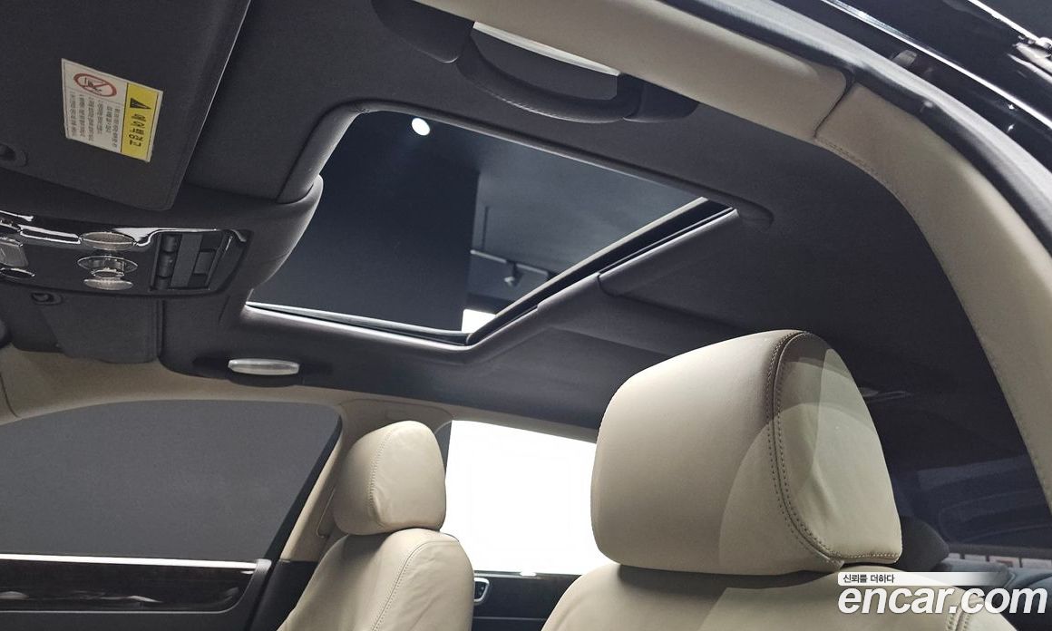 Bentley Flying Spur 1st Gen фото 16