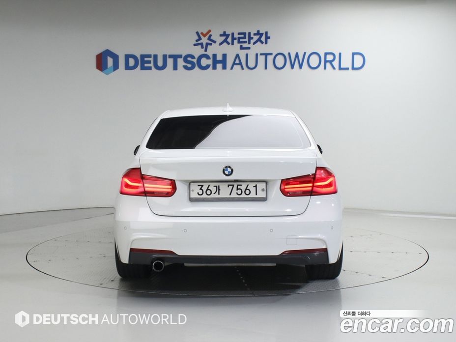 BMW 3-Series (F30) фото 4