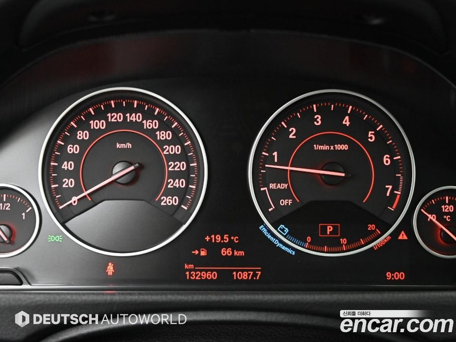BMW 3-Series (F30) фото 8