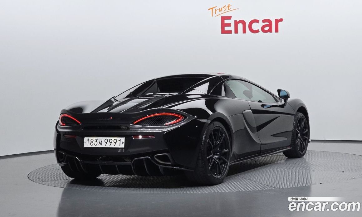 McLaren 570S фото 2