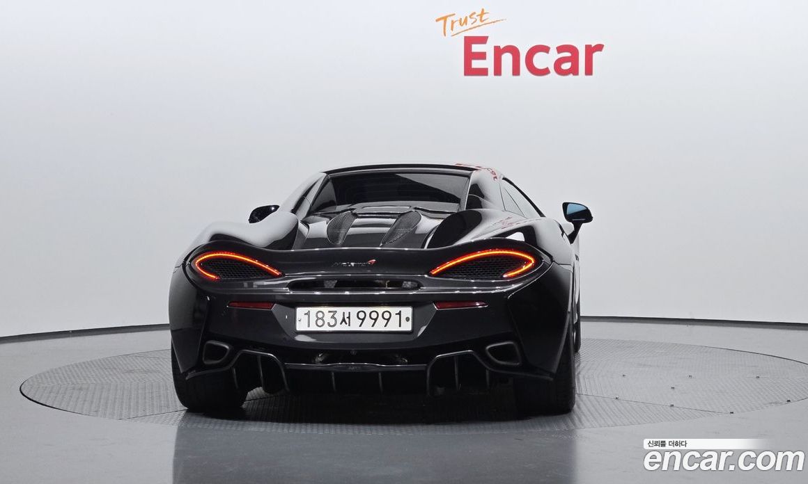 McLaren 570S фото 4