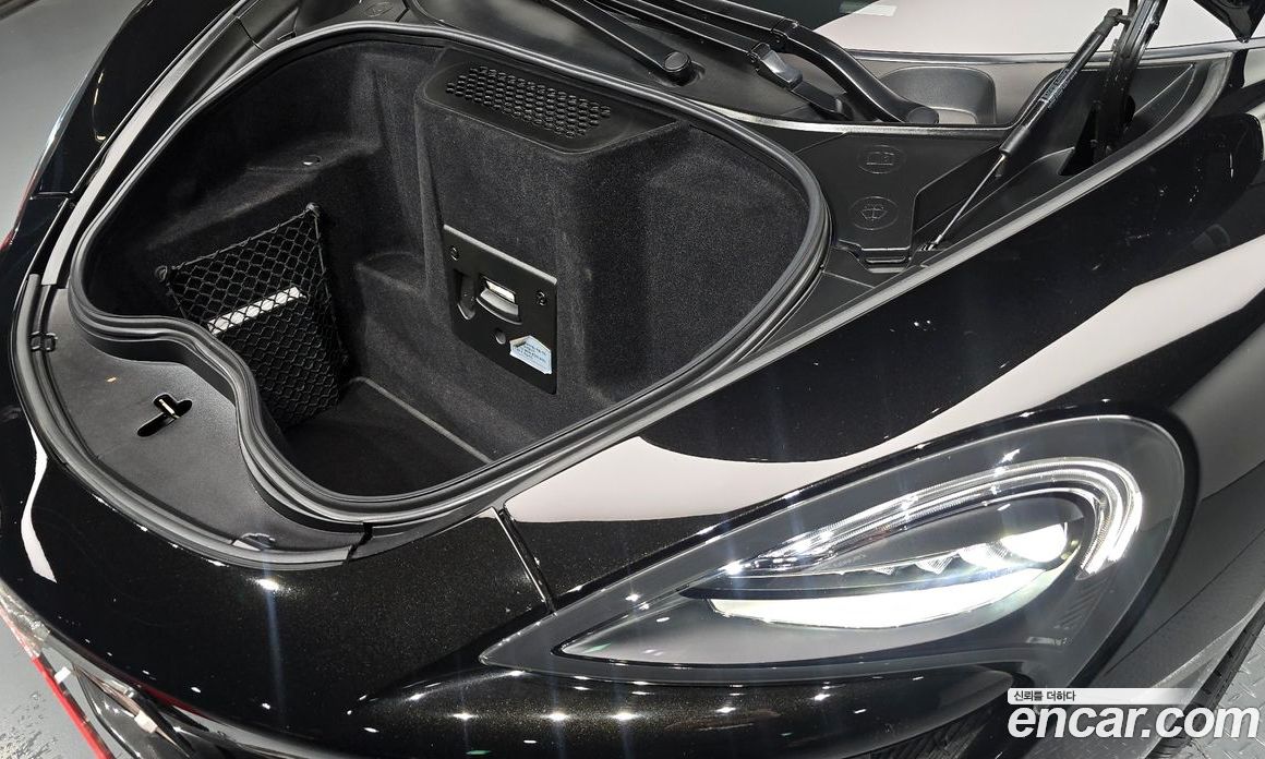 McLaren 570S фото 20