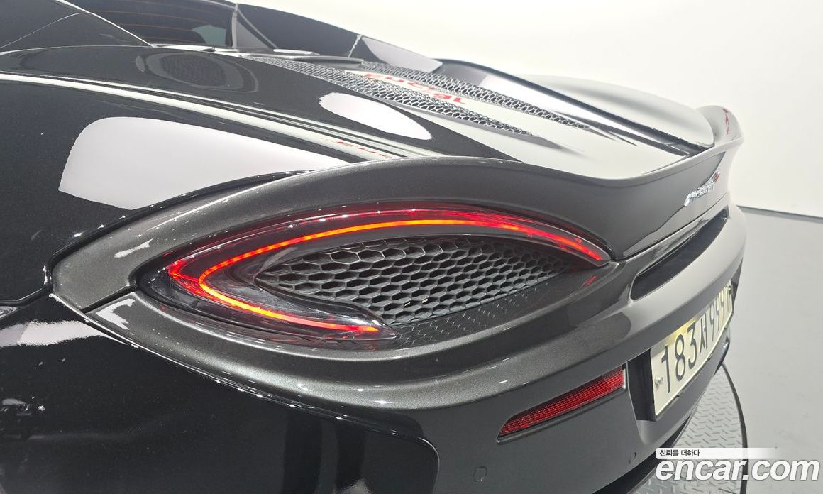 McLaren 570S фото 23