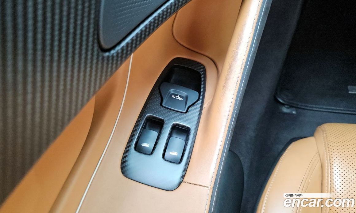McLaren 570S фото 29