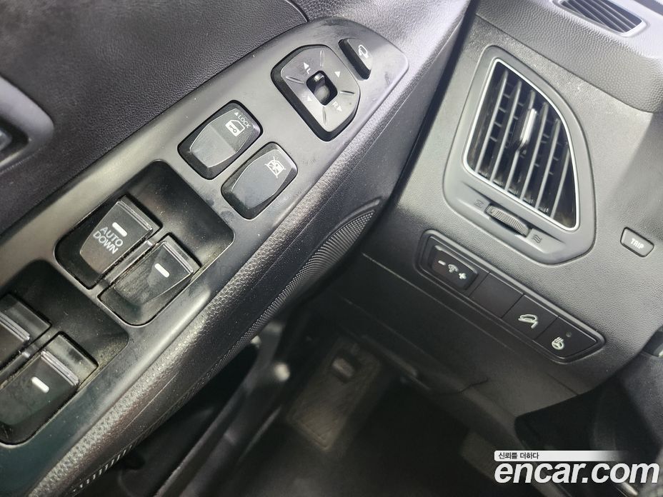 Hyundai Tucson ix фото 15
