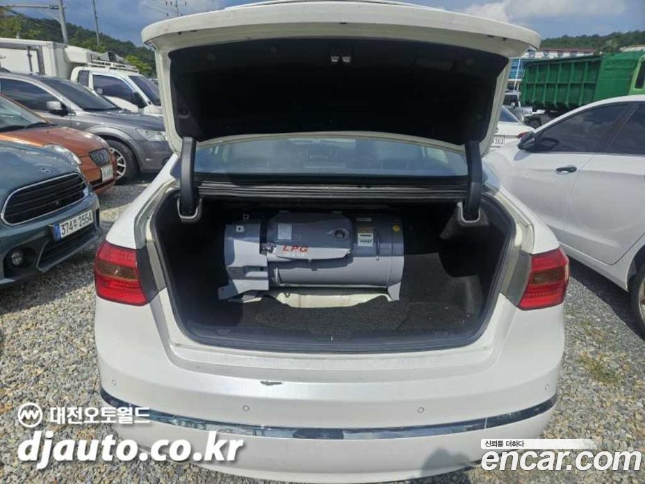 Kia K7 Prestige фото 17