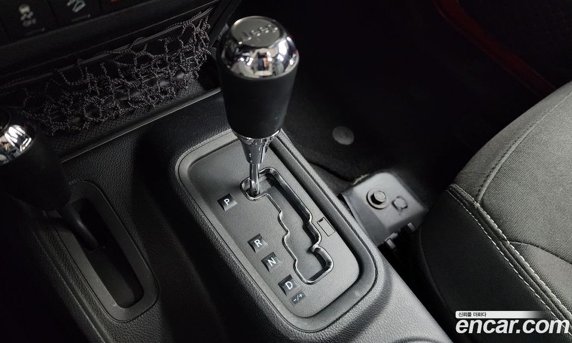 Jeep Wrangler (JK) фото 9