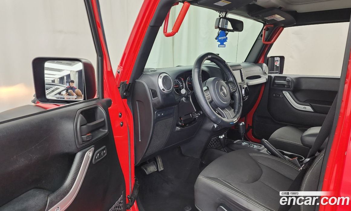 Jeep Wrangler (JK) фото 10