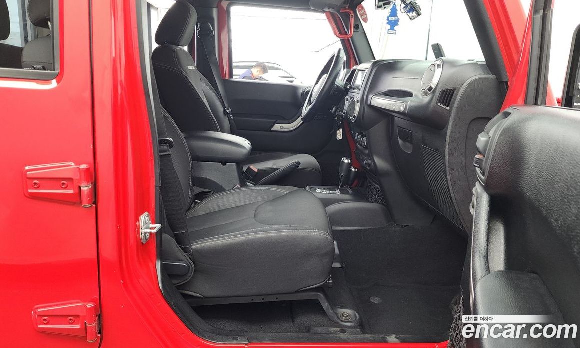Jeep Wrangler (JK) фото 12