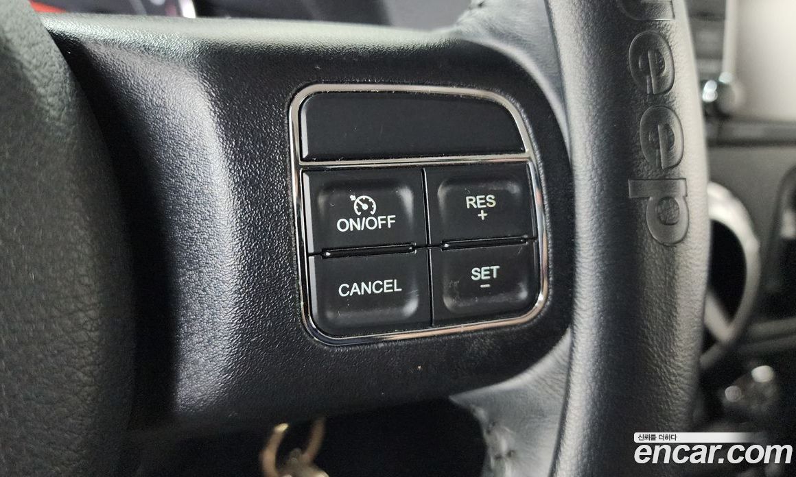Jeep Wrangler (JK) фото 16