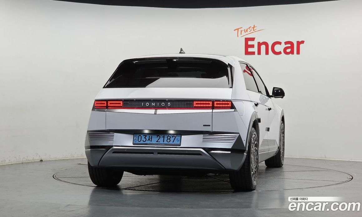 Hyundai Ioniq 5 фото 3