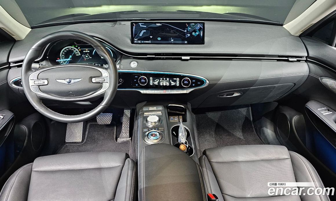 Genesis GV70 фото 7