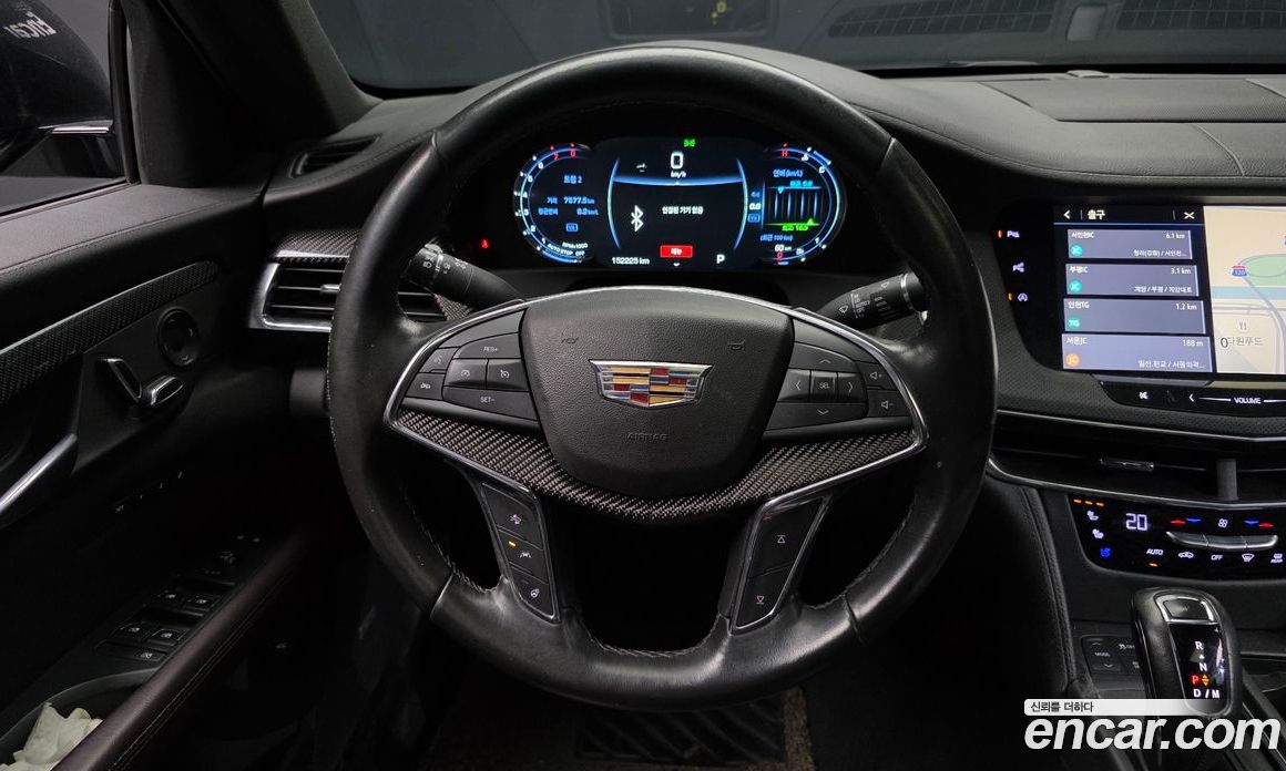 Cadillac CT6 фото 13