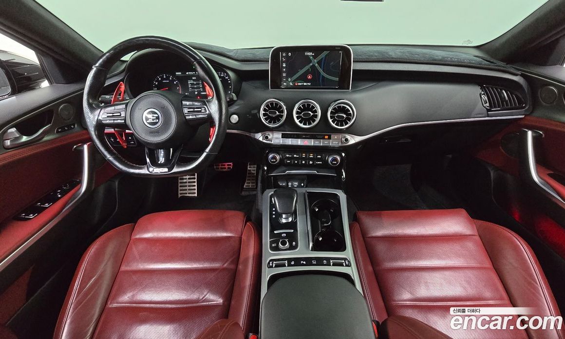 Kia Stinger фото 7