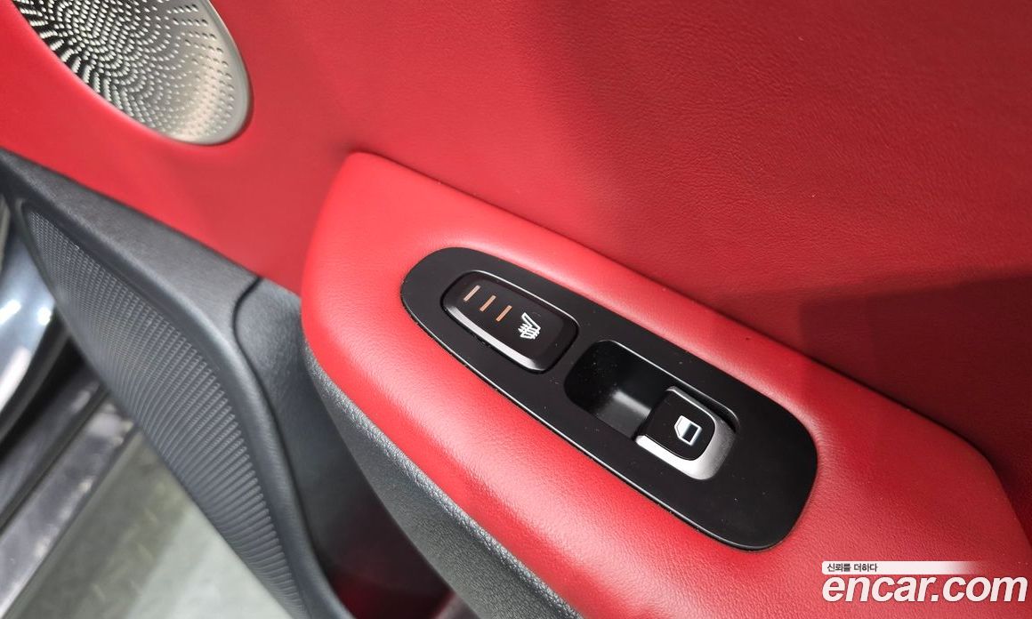 Kia Stinger фото 36