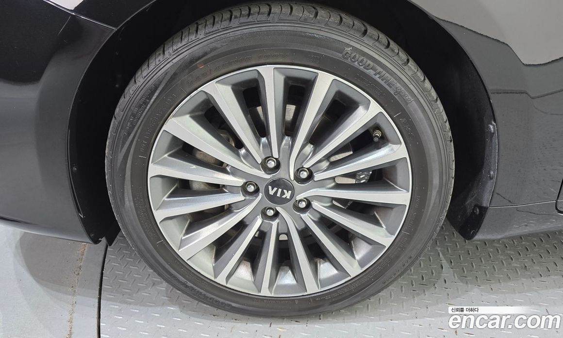Kia K7 2nd Gen фото 5