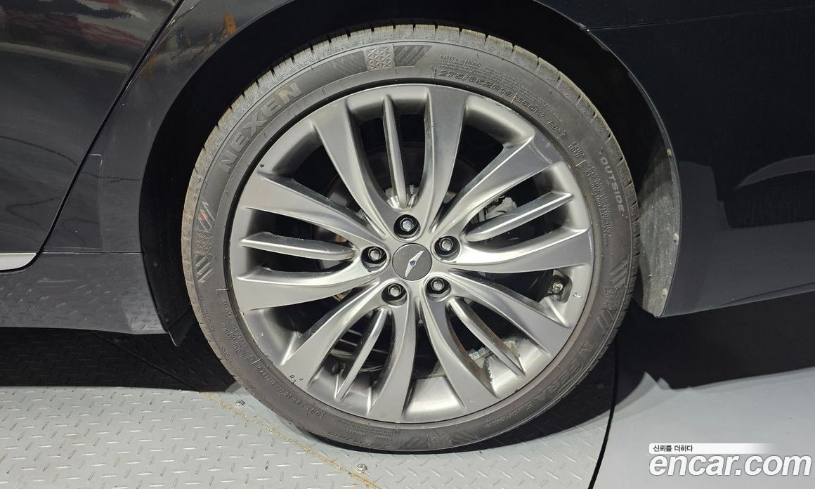 Genesis G80 фото 21