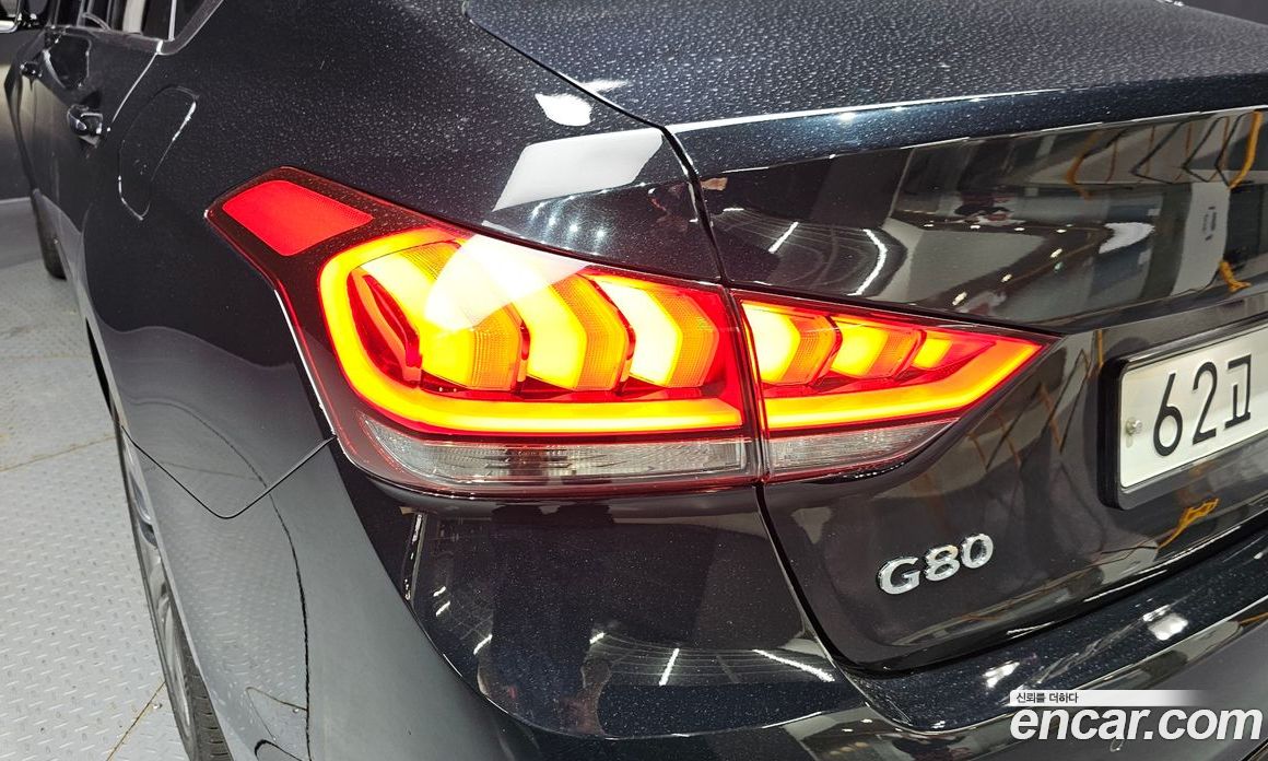 Genesis G80 фото 23